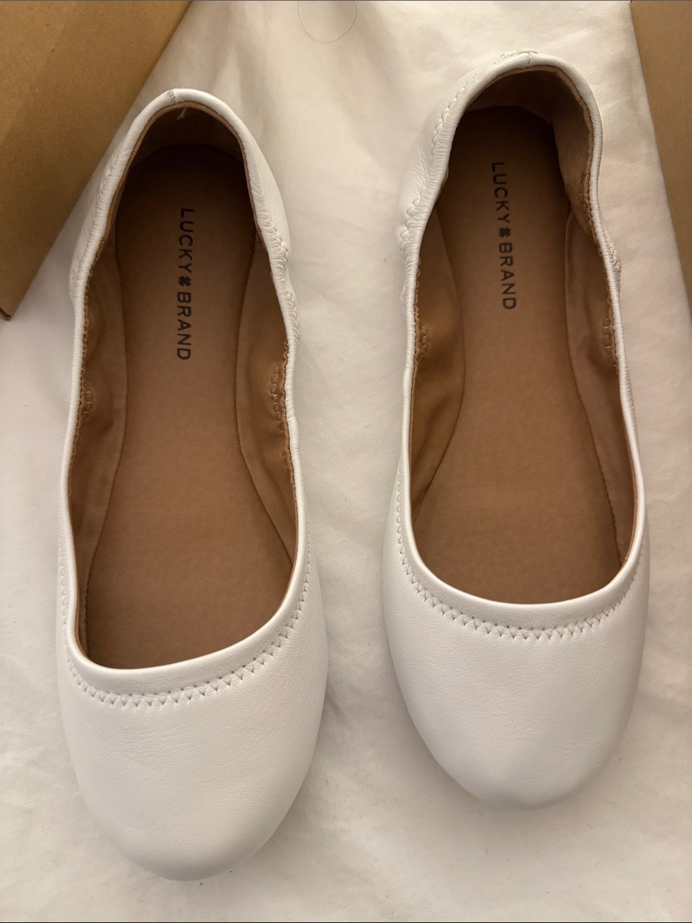 Lucky Brand White Round-Toe Ballet Flats
